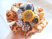 Jungle Chic Wedding Toss Button Bouquet 3 small