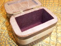 Walnut Keepsake Box With Horse Shoe Inlay 5 small