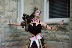 Queen Of Spades Costume 2 small