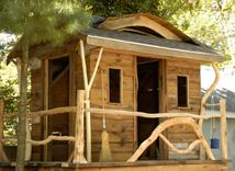 Everyone Loves A Treehouse! 1 small