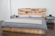 Reclaimed Wood Platform Bed 1 small