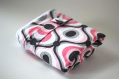 Large Lay Flat Messy Bags (Wet Bags) - Feelin' Groovy Bloom 2 small