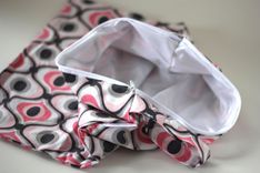 Large Lay Flat Messy Bags (Wet Bags) - Feelin' Groovy Bloom 5 small