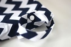 Large Lay Flat Messy Bags (Wet Bags) - Navy Chevrons 4 small