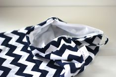 Large Lay Flat Messy Bags (Wet Bags) - Navy Chevrons 5 small