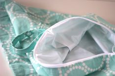 Xl Lay Flat Messy Bags (Wet Bags) - Aqua Pearl Bracelet 6 small
