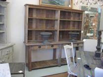 Hutch 1 small