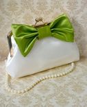Elegant And Chic Clutch Purse With A Big Bow 1 small