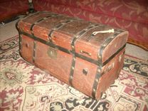 Antique Trunk/Love Seat 1 small