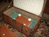 Antique Trunk/Love Seat 4 small
