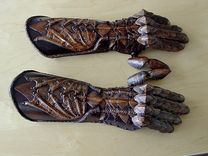 Chronicles Of Riddick Gauntlets 2 small