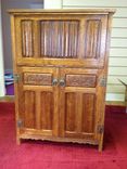 Solid Quartersawn English Oak Drinks Cabinet 1 small
