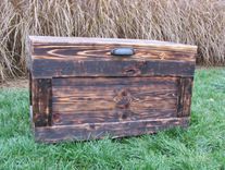Wood Chest Made From Reclaimed Wood Pallets - Hope Chest - Toy Chest 1 small