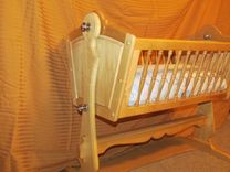 Maple Baby Cradle 2 small