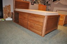 Versatile Storage Bed 1 small