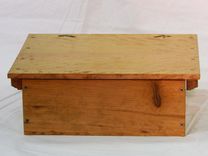 Keepsake Box Old World Style In Cherry 1 small