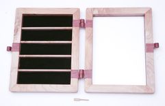 Display Case For Pocket Knives 2 small