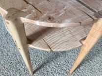 Rounds. 2 Or 3 Tiers, 3 Or 6 Legs And Diameters Can Vary 5 small