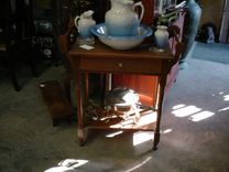 Store Displays, Show Cases, Movable Walls, And Shelving 6 small