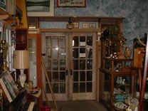 Store Displays, Show Cases, Movable Walls, And Shelving 17 small