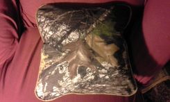 Camo Bedspread & Pillowcases & Throw Pillows 3 small