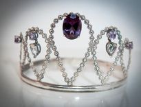 The Kristen Crown 1 small