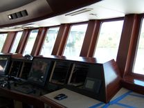 Mega Yacht Pilot House 1 small