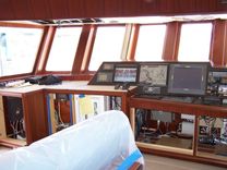 Mega Yacht Pilot House 5 small