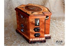 Womans Artisan Watch Box 6 small