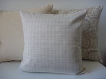 Indoor/Outdoor Off White Decorative Pillow 2 small