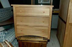 Quartersawn Oak Night Stand 1 small