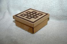 Inlaid Infinity Knot Box 2 small