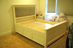 Queen Painted Trundle / Storage Bed 6 small