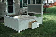 Queen Painted Trundle / Storage Bed 5 small