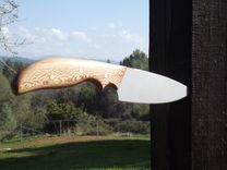 Drop Point With Curly Maple 1 small