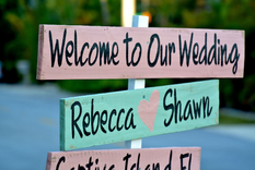 Welcome Wedding Sign. Wooden Beach Wedding Directional Sign. 3 small