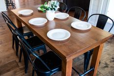 Dallas Farmhouse Table 4 small