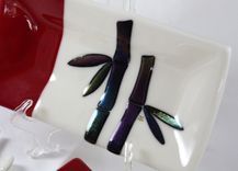 8-Piece Fused Glass Sushi Set With Bamboo Design 2 small