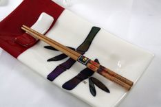 8-Piece Fused Glass Sushi Set With Bamboo Design 3 small