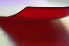 Curved Glass Platter With Iridiscent Red Design 2 small
