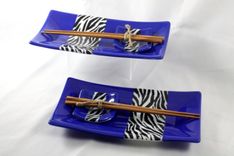 Blue Glass Sushi Set With Zebra Stripes For Two 2 small