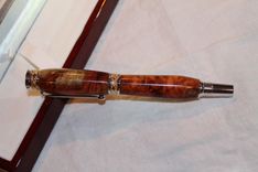 Amboyna Burl Majestic Fountain Pen 2 small