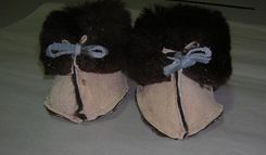 Baby-Infant Booties Buffalo Fur 4 small