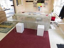 Acrylic Bridal Table - Clear Slab Top, Pillar Base 6 small