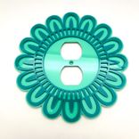 Daisy Outlet Cover 1 small