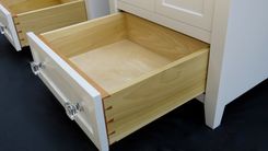 Small Shaker Vanity 4 small