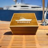 50 Count Custom Humidor With Free Engraving And Shipping. 1 small