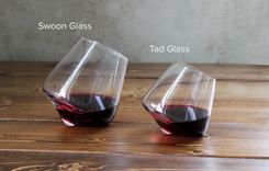 Tad Revolving Wine Glass Pair 6 small