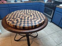 Large Round Cutting Board 1 small