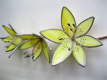 Yellow Tiger Lily 3d Stained Glass Sun Catcher With Swarovski Crystal 2 small